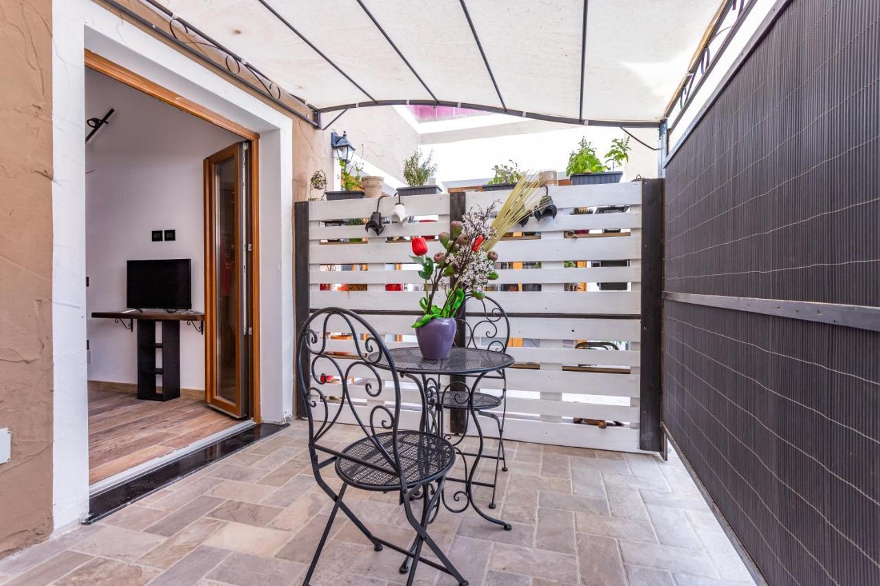 Living G Room 卡利亚里 外观 照片